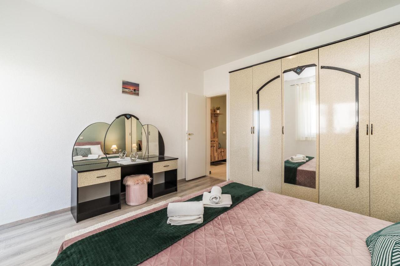 Apartments Matilda ซูโกชัน ภายนอก รูปภาพ