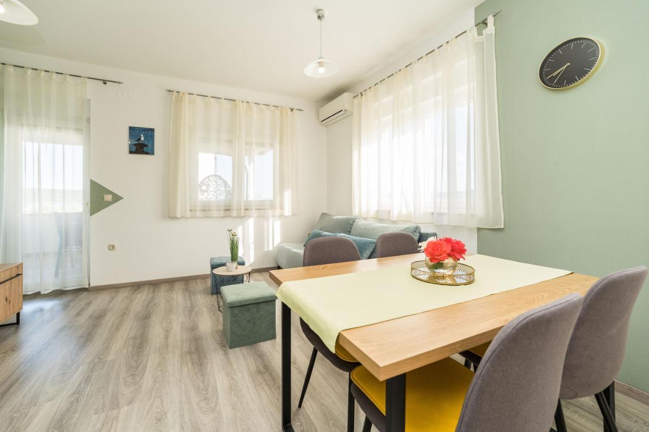 Apartments Matilda ซูโกชัน ภายนอก รูปภาพ