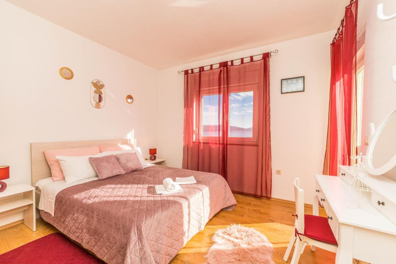 Apartments Matilda ซูโกชัน ภายนอก รูปภาพ