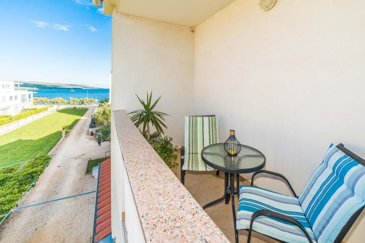 Apartments Matilda ซูโกชัน ภายนอก รูปภาพ