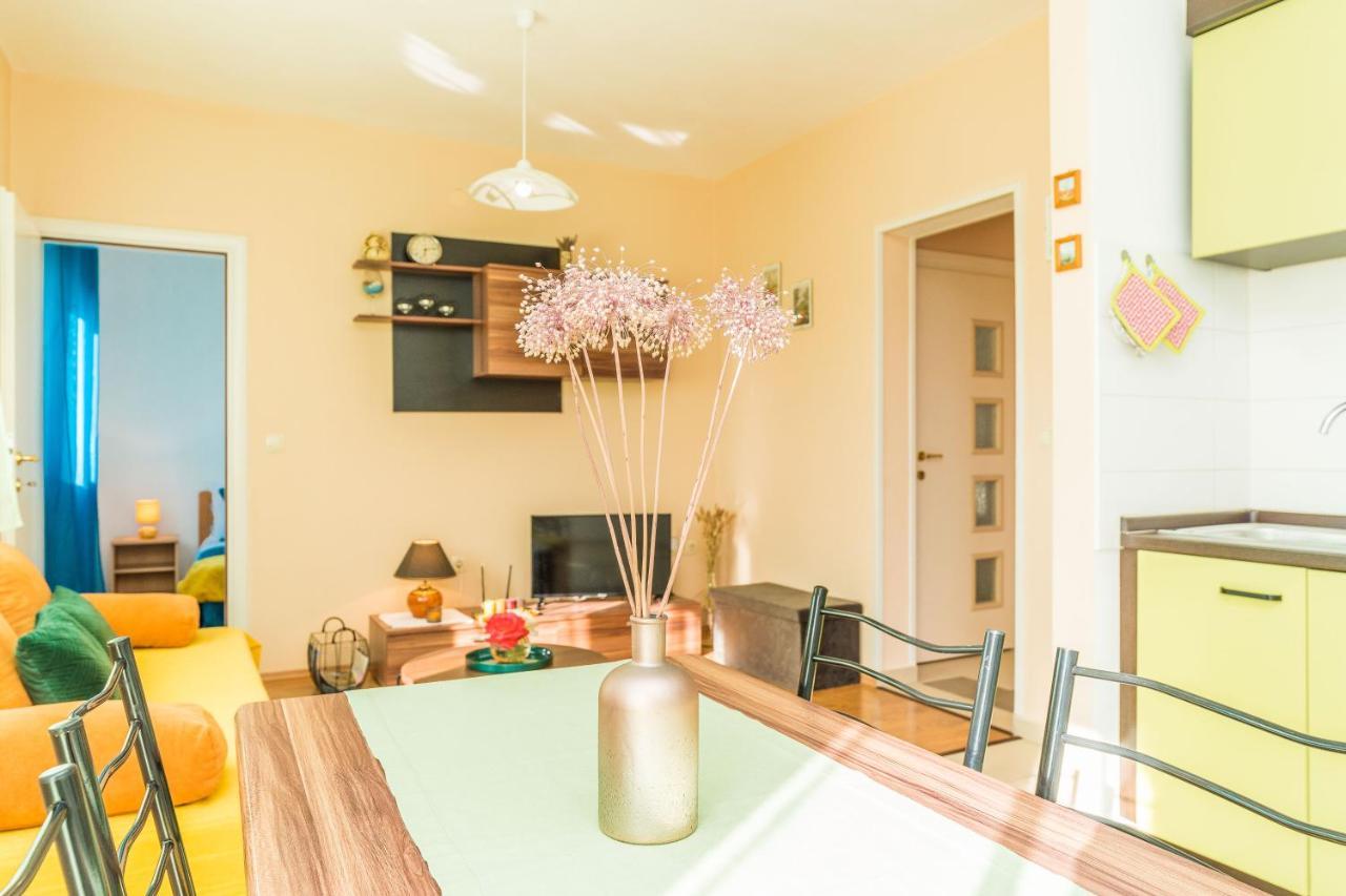 Apartments Matilda ซูโกชัน ภายนอก รูปภาพ